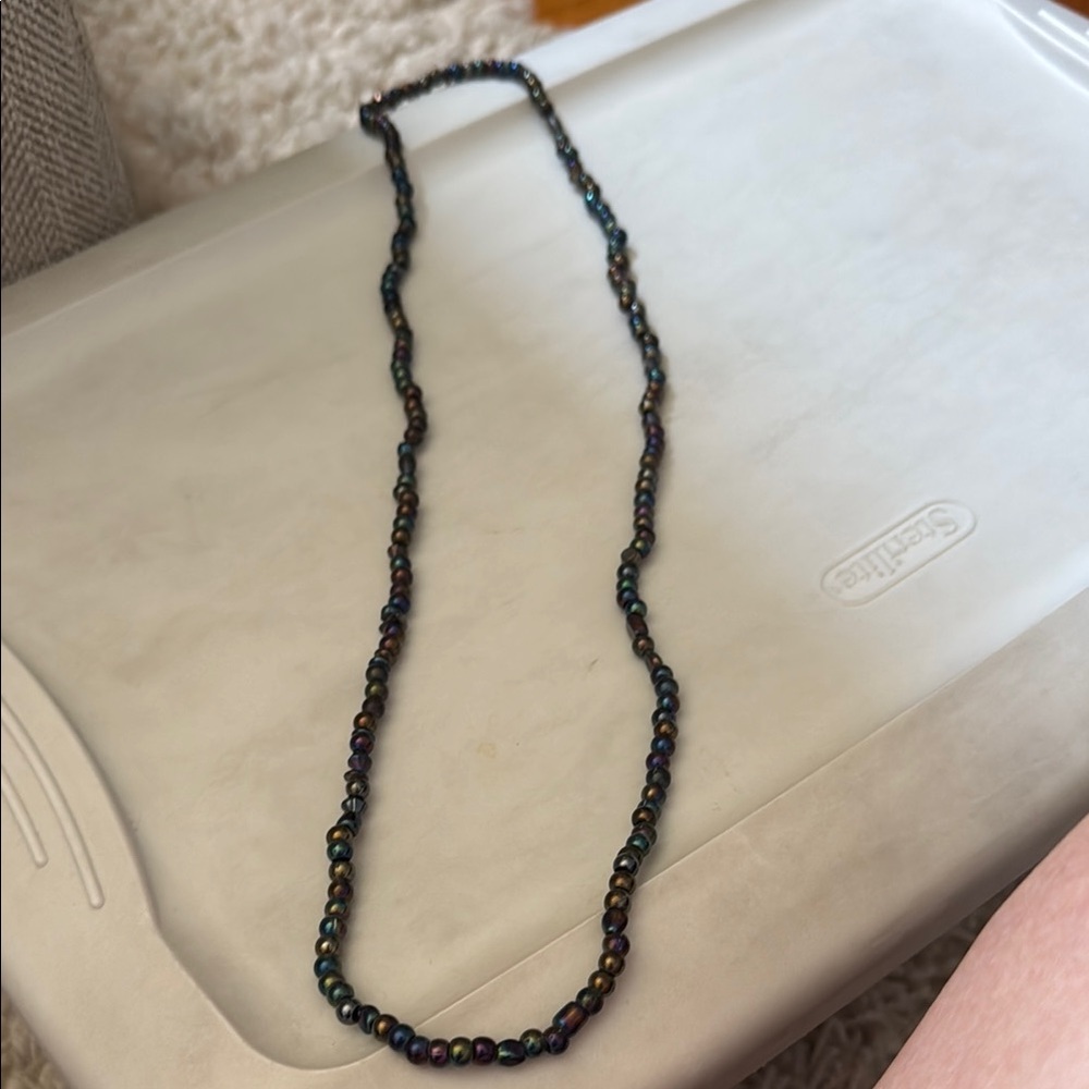 Elegant Multicolor Pearl Necklace